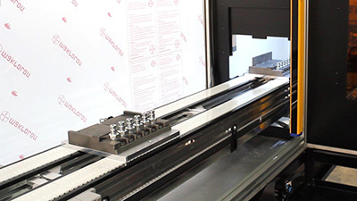 Conveyor Feed